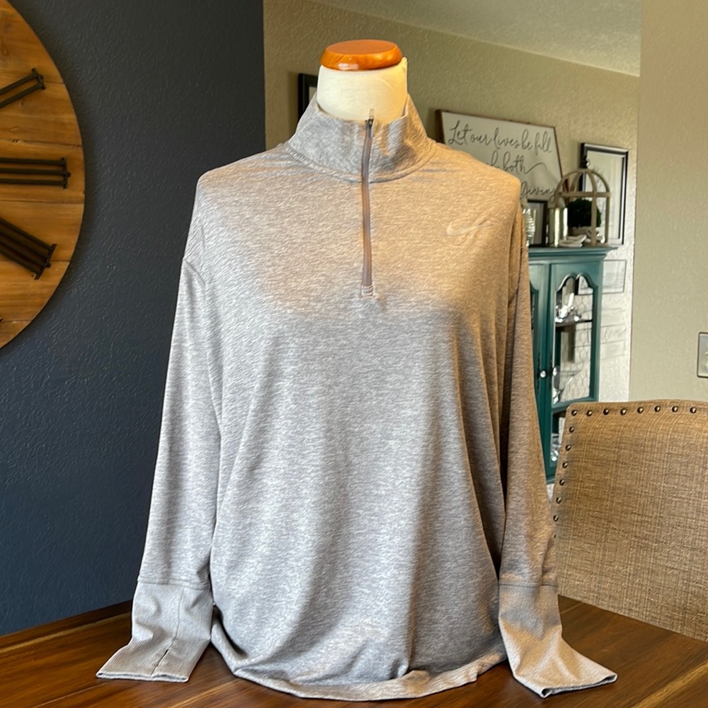 Nike Dri-Fit Pullover